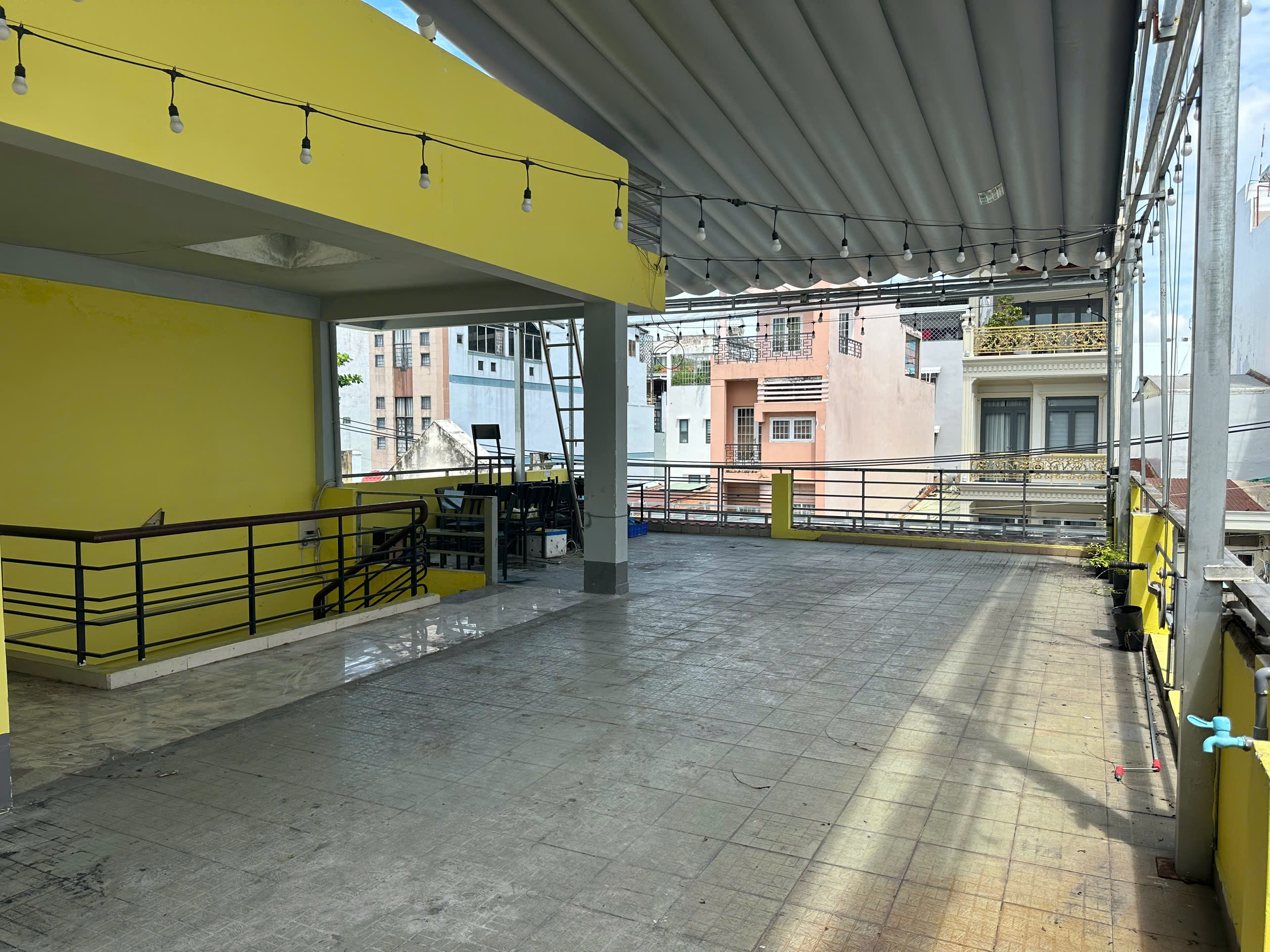 Cho thuê nhà mặt tiền CHỢ Tân Hương 240m², 2Lầu - NGANG 8M - Ảnh 2